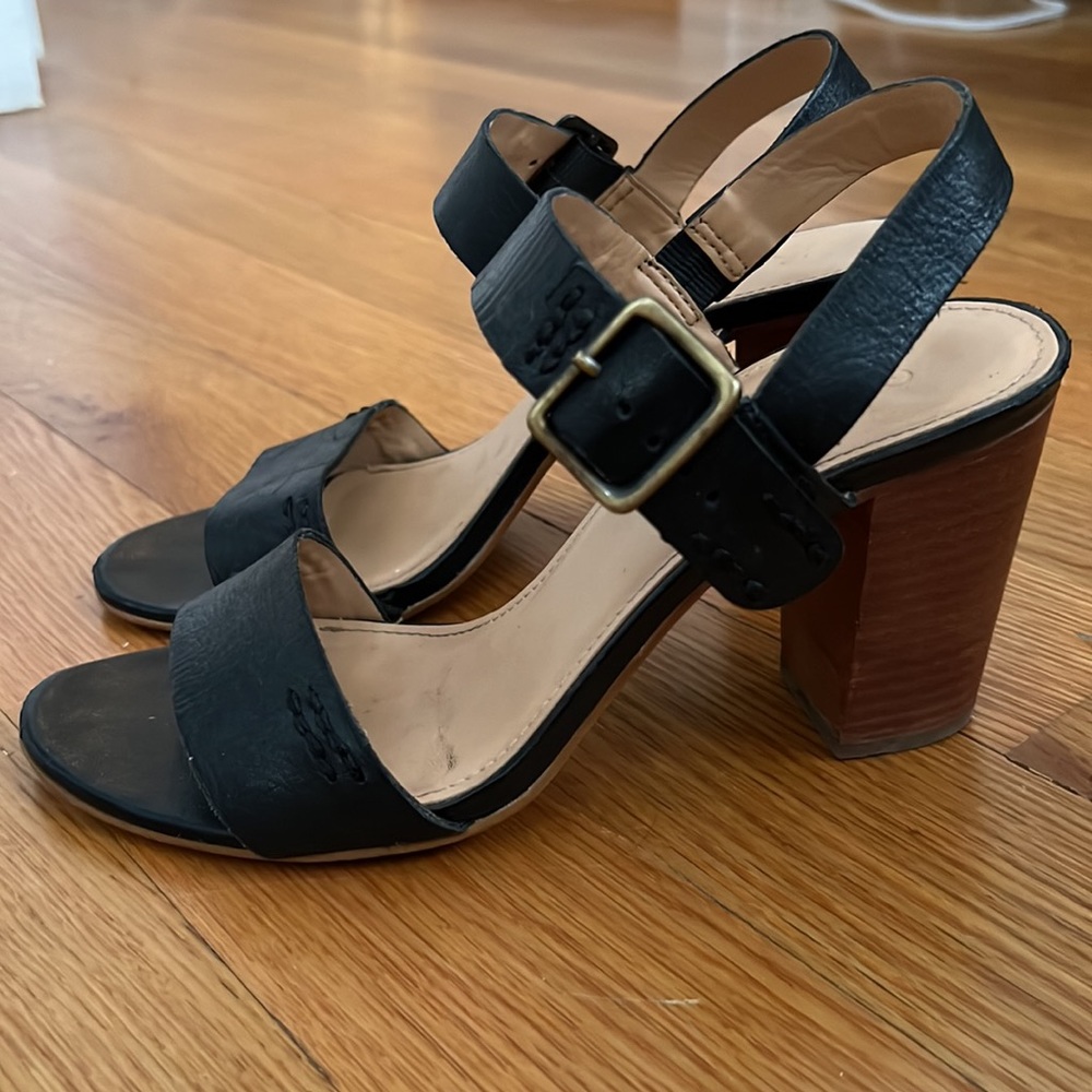 Seychells slightly worn block heel shoe
